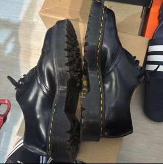 (Category: ) located in . Submitted by Erina_Wardrobe (Listing ID 1382082400, Image 1). Description: .
