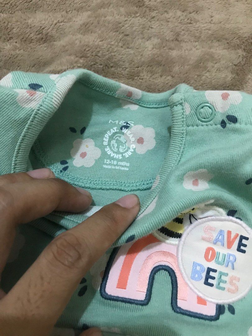 Dress (Kategori: Baju Bayi) berada di Sleman. Dikirim oleh geya_thriftshop (ID iklan 1381998261, Gambar 2). Deskripsi: Dress M&S Bahan tebal no minus gambar bordir .