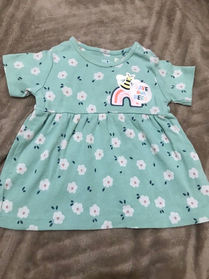 Dress (Kategori: Baju Bayi) berada di Sleman. Dikirim oleh geya_thriftshop (ID iklan 1381998261, Gambar 1). Deskripsi: Dress M&S Bahan tebal no minus gambar bordir .