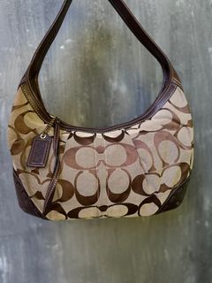 (Kategori: ) berada di . Dikirim oleh zayanthrift (ID iklan 1382094934, Gambar 1). Deskripsi: .