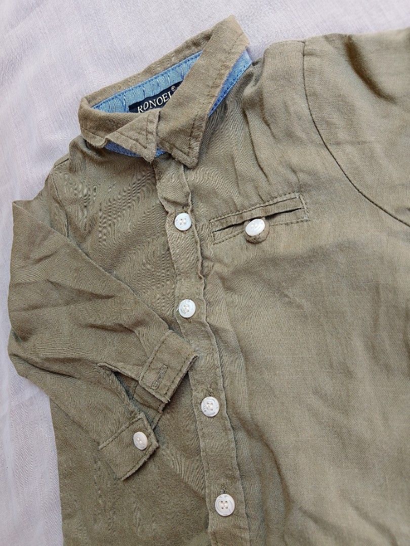FREEONG Kemeja 9 month (Kategori: Baju Bayi) berada di Cileunyi. Dikirim oleh sunny_side001 (ID iklan 1382050930, Gambar 1). Deskripsi: FREEONG Kemeja 9 month..