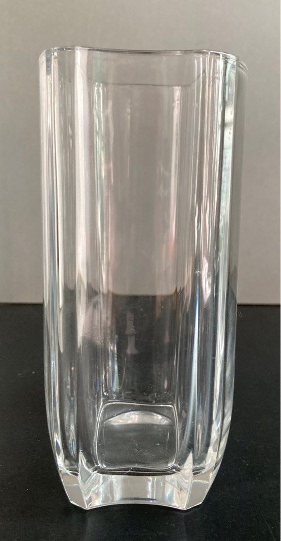 Glass vase65074661535745111