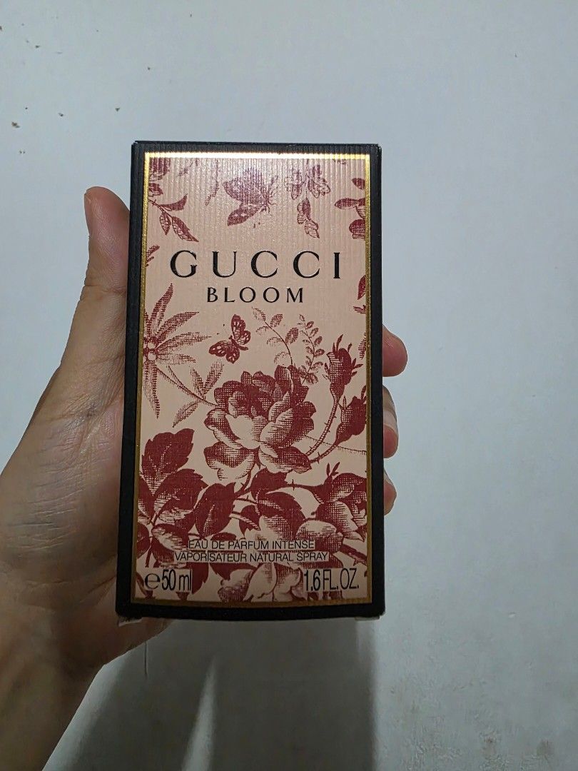 由 vioyeh75 (刊登 ID 1381944711，圖片 3) 提交，位於 新竹市 (Hsinchu City) 的 Gucci Bloom Intense 花悅魅意濃郁女性淡香精30ml (類別：香水、體香劑)，說明：壓一下就可以香一整天,僅試香,香水過多出清。