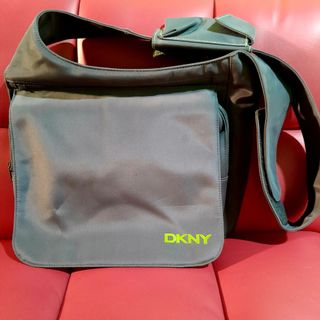 (Kategori: ) berada di . Dikirim oleh tas.kresek (ID iklan 1381999180, Gambar 1). Deskripsi: .