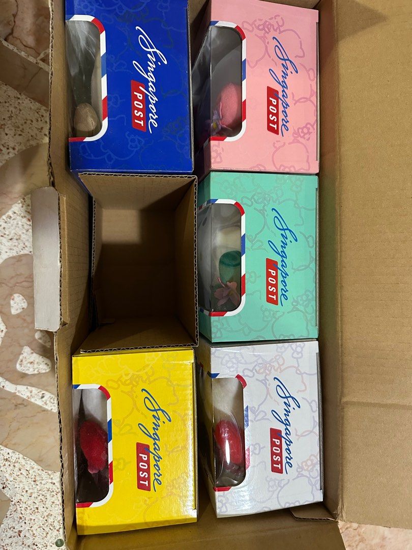 Hello Kitty SingPost (Category: Character Goods) located in Singapore. Submitted by pawnz (Listing ID 1382041513, Image 3). Description: All 5 brand new in original box too! Selling as a set:) Feel free to nego😁😁.