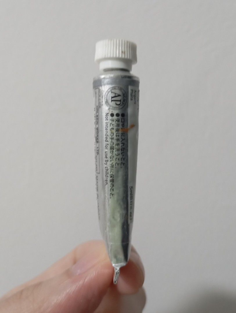 Holbein Watercolour W191 I 5ml (Silver) (Category: Craft Supplies & Tools) located in Taguig. Submitted by fr_lll (Listing ID 1382056434, Image 3). Description: HOLBEIN WATERCOLOR PAINT HWC Watercolour Paint Brand: Holbein Color: W191 I Silver Size: 5ml tube Description: Purchased late last year. Used sparingly to swatch and compare quality vs another brand. Condition: As seen in photos Packaging: None, Will use bubble wrap & paper bag when sendi