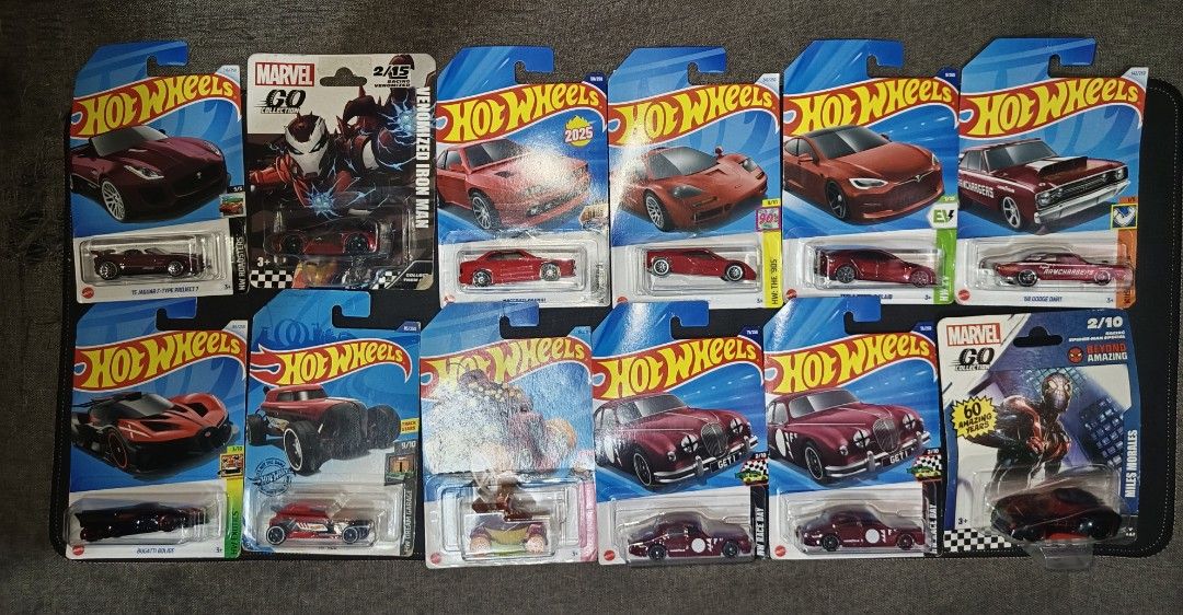 HOT WHEELS QUITTING SALE (Category: Vehicle & Diecast Models) located in Manila. Submitted by jave121218 (Listing ID 1382093558, Image 1). Description: HOTWHEELS QUITTING SALE 100-150 per piece pwede pang regalo, pangresell, pang collection MAS MADAMI MAS MURA OPEN FOR TAKE ALL BACOOR CAVITE MOLINO 2 LOC. OPEN FOR SHIPPING AND NEARBY MEETUP.