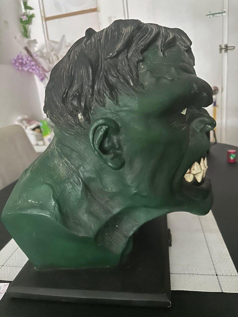 Hulk marvel life size by Alex Ross (Category: Figurines & Statues) located in Manila. Submitted by samsantos (Listing ID 1381988147, Image 1). Description: Made by Alex Ross Hulk Limited pieces For pickup! 📍Pampanga.