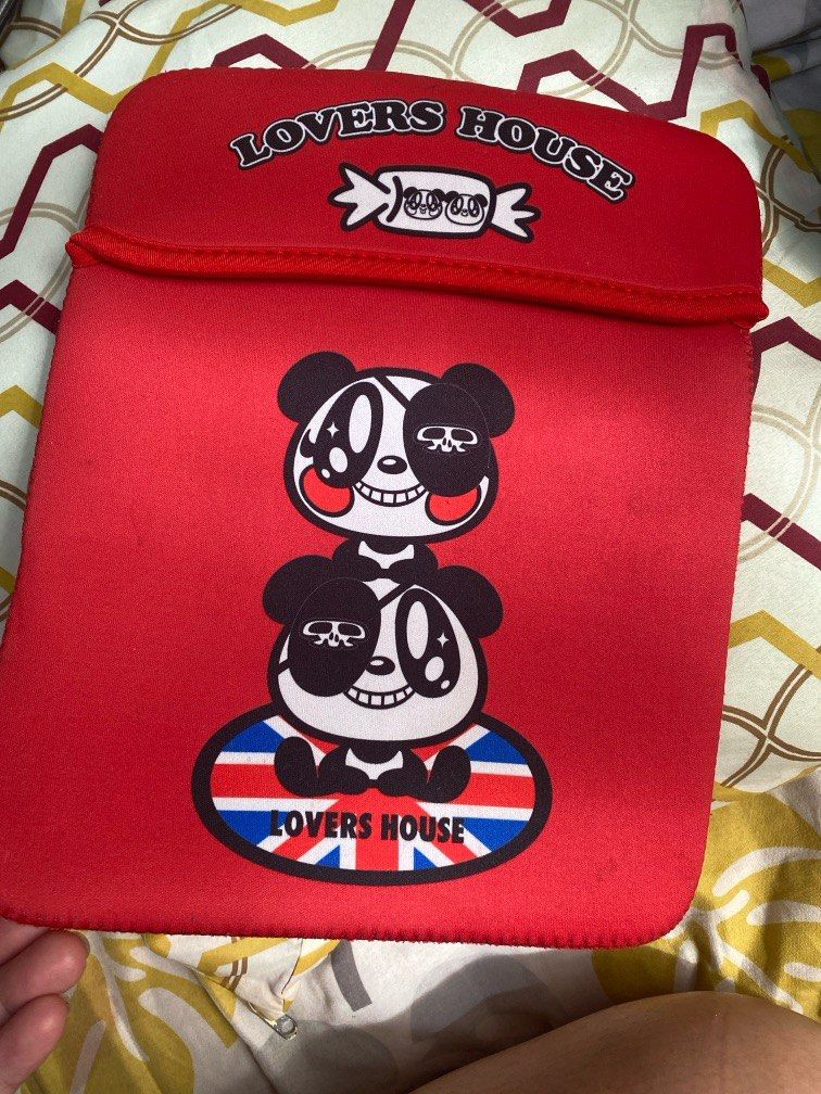 iPad/ Tablet Sleeve (Category: Cases & Sleeves) located in Iloilo. Submitted by cja_apparel (Listing ID 1381902247, Image 1). Description: Lovers House iPad/ Tablet Sleeve Dimensions: 10.3 inches x 6.6 in Can fit an iPad well but without any casing. .