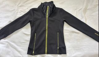 (Kategori: ) berada di . Dikirim oleh thrift.fannn (ID iklan 1381913669, Gambar 1). Deskripsi: .