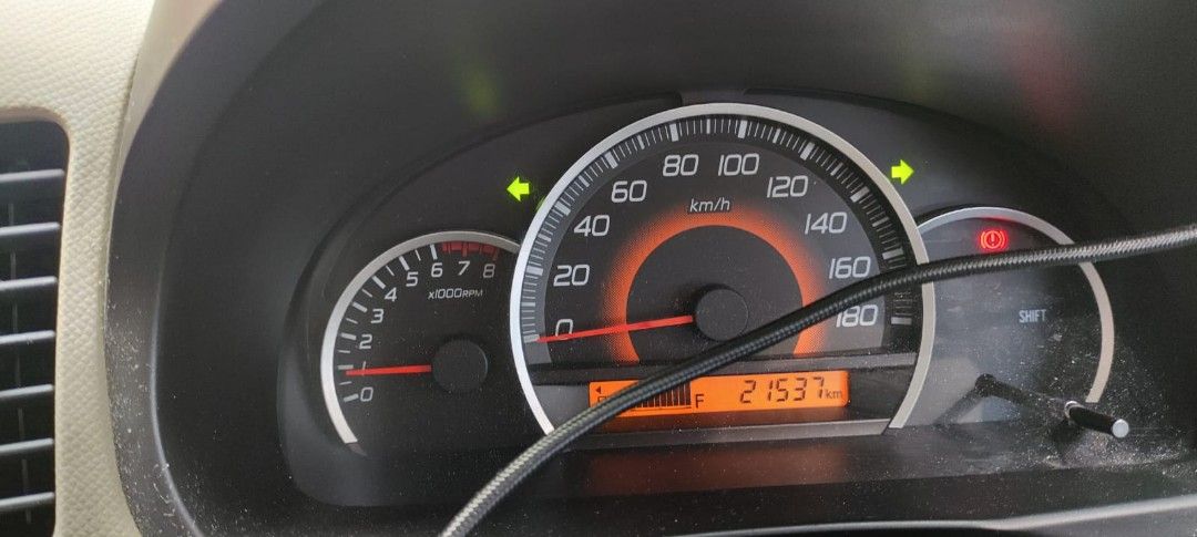 Karimun Wagon R Low KM (Kategori: Mobil untuk Dijual) berada di Jakarta Timur. Dikirim oleh reikanf151622 (ID iklan 1382026723, Gambar 3). Deskripsi: Jual Karimun Wagon R Tahun 2019 Pemakaian 2020. Warna Putih Atas nama sendiri KM 21.6XX Plat B Ganjil Pajak Hidup Service Record Rutin di Bengkel Resmi Suzuki Ban serep masih bawaan pabrik Velg Pakai S-Presso 2022 mulai KM 7.XXX Shock Belakang KYB Excel-G Avanza Aki Ganti 06.2024 Jual santai 95 Nego