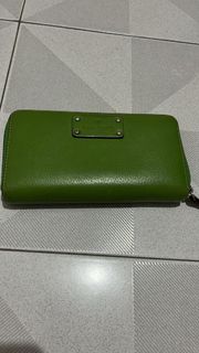 (Category: ) located in . Submitted by shopperholics_joy (Listing ID 1382028903, Image 1). Description: .