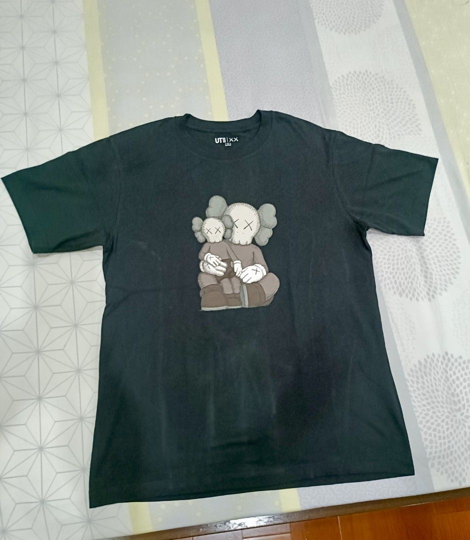 Kaws X Uniqlo Shirt (Category: Tshirts & Polo Shirts ) located in Quezon City. Submitted by allthingsnation (Listing ID 1381904023, Image 1). Description: Authentic Uniqlo Kaws X Uniqlo Design Original Size: M RUSH SALE Shipping: lalamove Payment: Gcash.