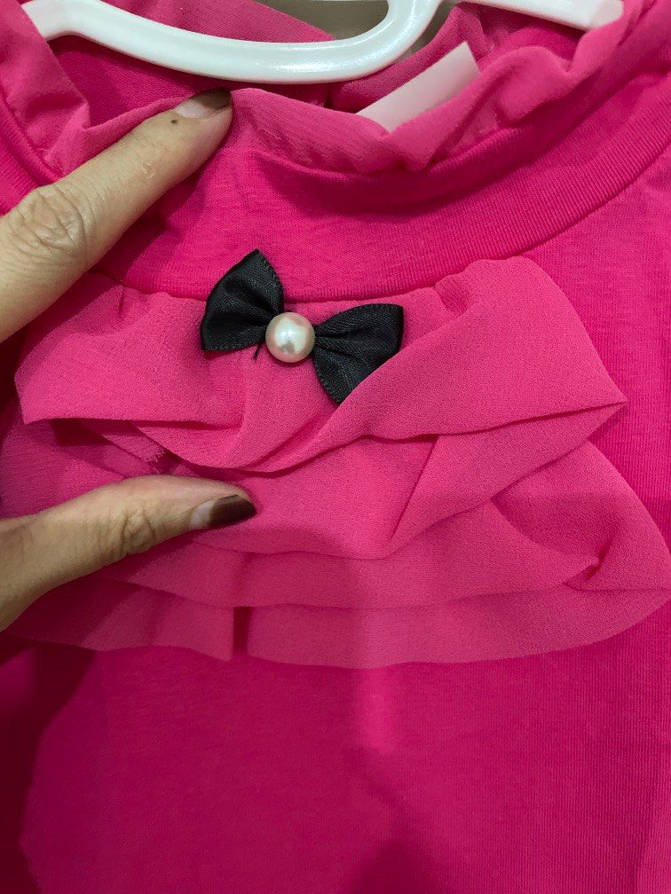 Kid’s Blouse (Category: Babies & Kids Fashion) located in Kuala Lumpur. Submitted by prelovedtoyou (Listing ID 1381908626, Image 2). Description: Blouse color hot pink Ade 2 size 110 & 130 Sesuai untuk anak yg berumur 4 & 6 tahun Sehelai RM10.