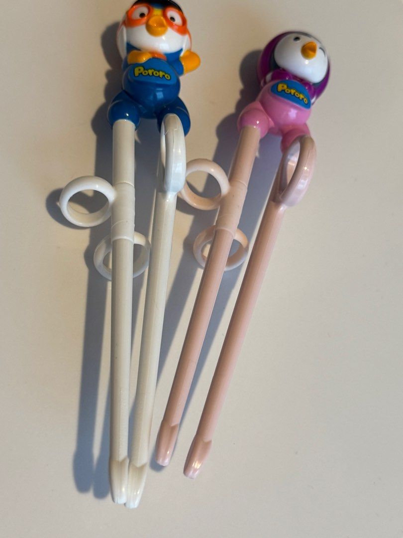 Kids Training Chopsticks (Category: Weaning & Toddler Feeding) located in Manila. Submitted by magsy (Listing ID 1381927942, Image 3). Description: Both for only 600! Still unused and like new Poporo & Loopy chopsticks Mop: bdo Sf: c/o buyer.