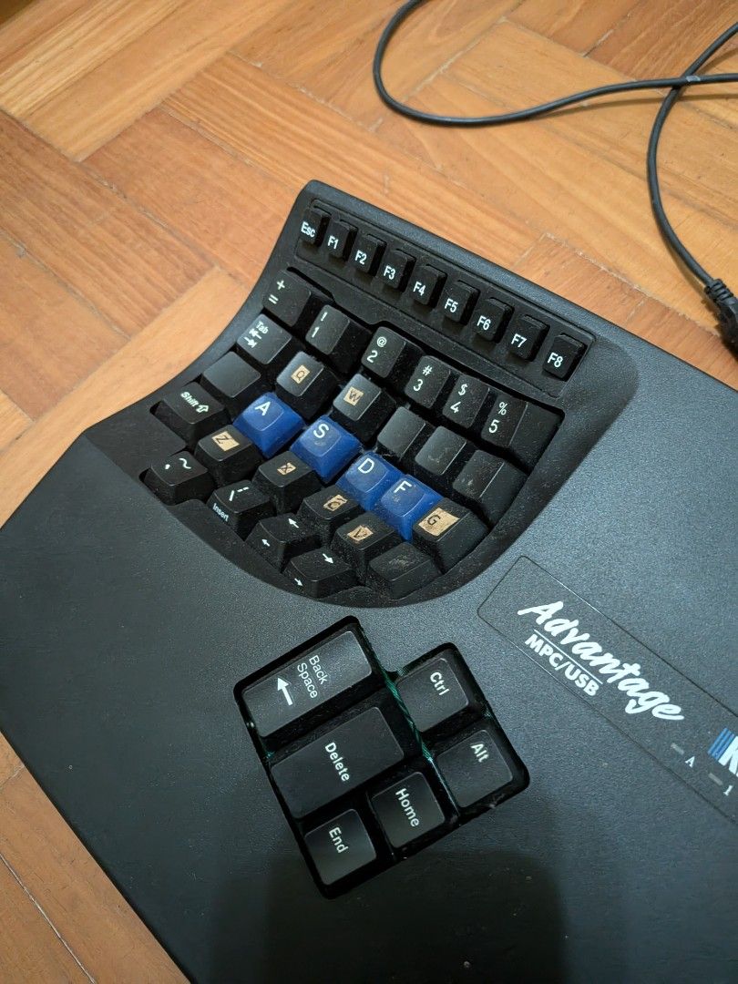 Kinesis Advantage Contoured Ergonomic Keyboard63140659054721111