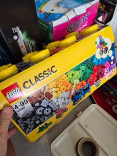 (Category: ) located in . Submitted by busybeebuzz (Listing ID 1381907053, Image 1). Description: .