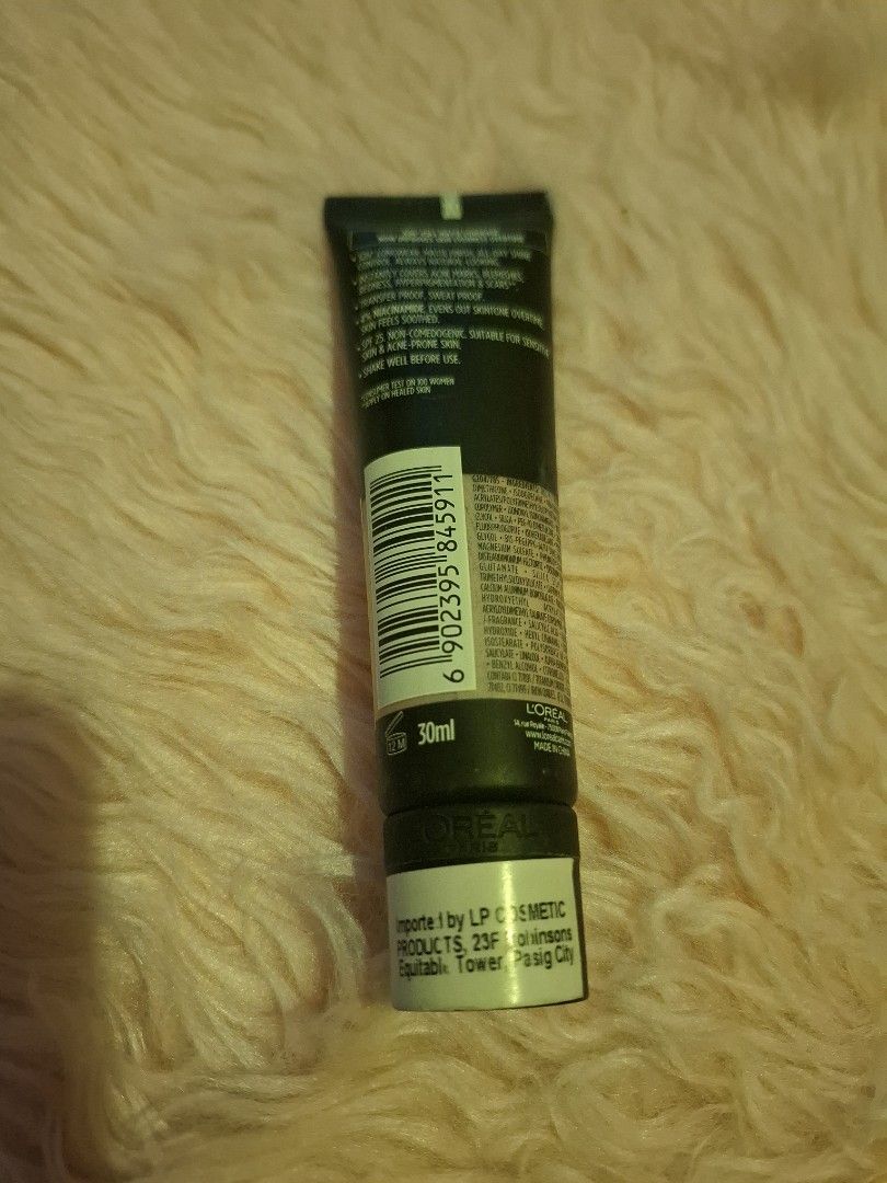 Loreal Infallible Matte Cover spf25 (95 Neutral Undertone) (Category: Makeup) located in Baler. Submitted by coffeebooks (Listing ID 1382058798, Image 2). Description: once lang nagamit. wrong shade po. warm undertone pala ako this is 95 neutral undertone full coverage foundation evens tone overtime.