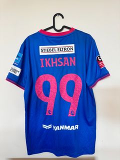 (Category: ) located in . Submitted by singaporefootballshop (Listing ID 1382045494, Image 1). Description: .