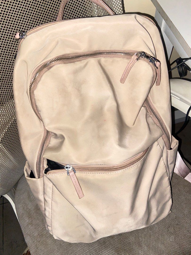 Macaroon backpack (Category: Backpacks) located in San Juan City. Submitted by decluttering_0909 (Listing ID 1382090144, Image 2). Description: Rfs- decluttering Negot.
