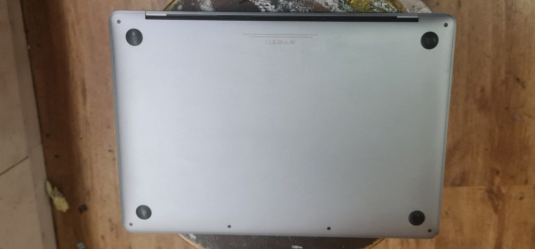 MacBook Pro 8gb ram 256gb Mac ssd, 2017 model Like new63221270869891112