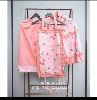 (Kategori: ) berada di . Dikirim oleh shafura_minishop (ID iklan 1381956470, Gambar 1). Deskripsi: .