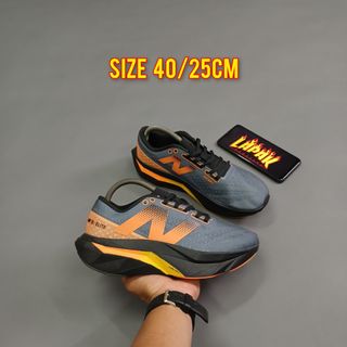 (Kategori: ) berada di . Dikirim oleh lapaksepatuku (ID iklan 1382000101, Gambar 1). Deskripsi: .