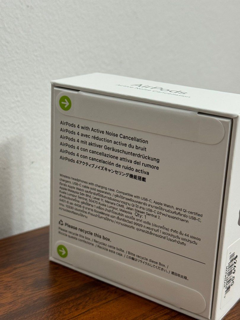New sealed AirPods Gen 4 with active noise cancellation63202631878018112