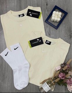 （分類：）位於 。 由 onlyblackhk 提交（商品編號 1382080525，圖片 1）。簡介： 。