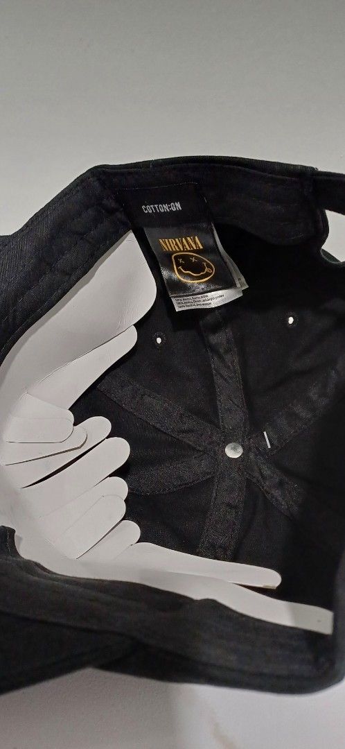 Nirvana cap (Category: Cap & Hats) located in Kuantan. Submitted by zehra_outlet (Listing ID 1382022575, Image 3). Description: *condition baru (xpernah pakai) *ada tag pos dfob or +10.