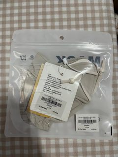 由 00_3cc (刊登 ID 1381941881，圖片 1) 提交，位於 的 (類別：)，說明：。