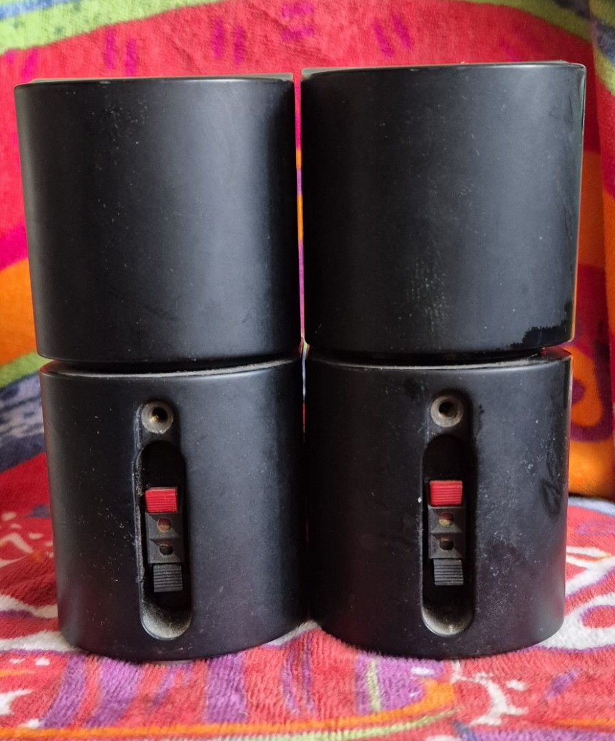 Pair Of 2 BOSE Classic Redline Double Cube Speakers63204762837633111