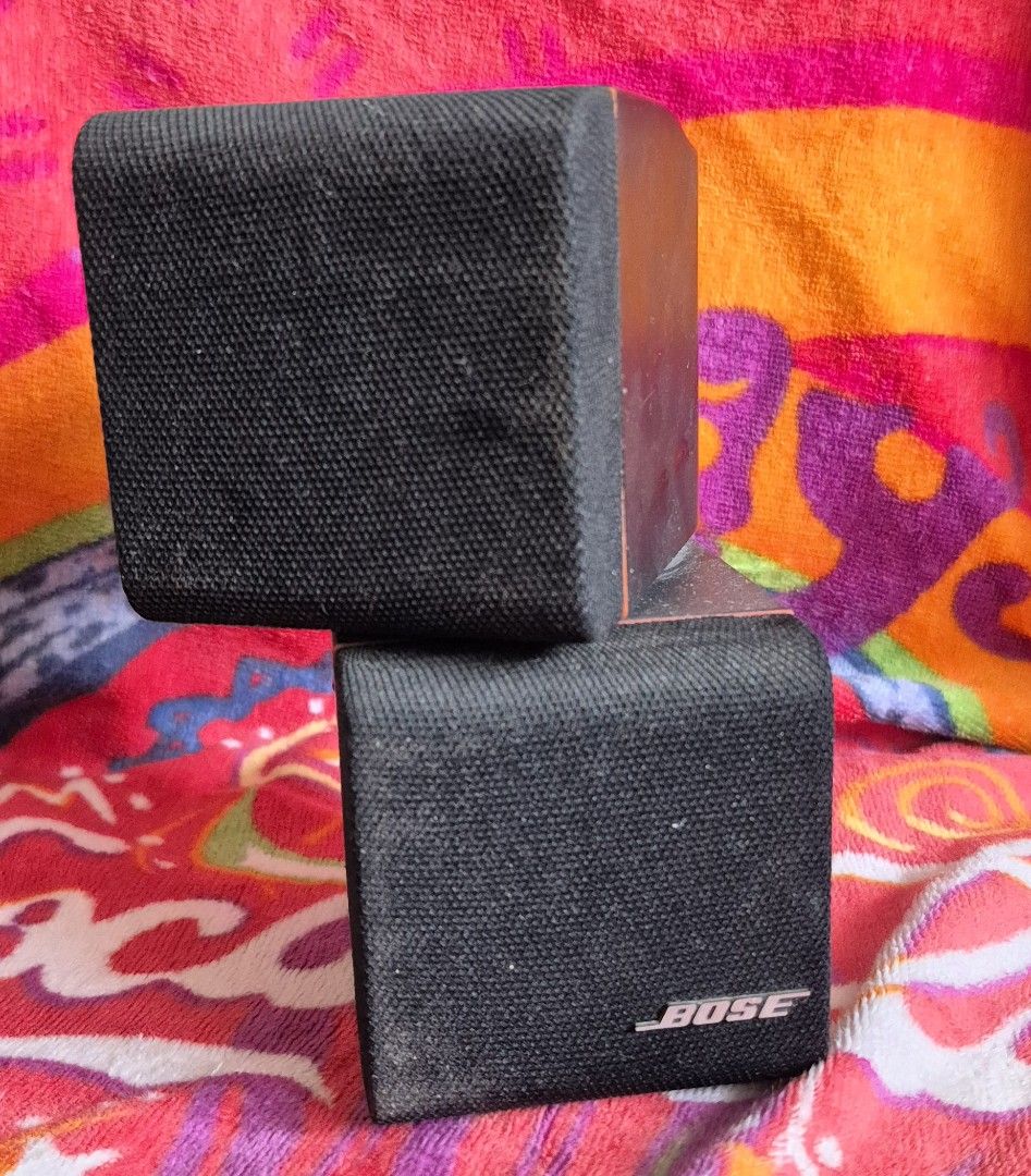 Pair Of 2 BOSE Classic Redline Double Cube Speakers63204762837633112