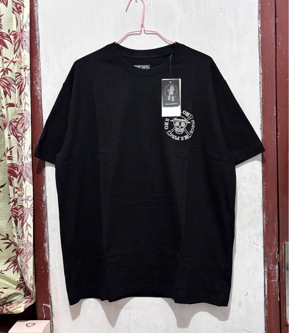 Pull&Bear X One piece tshirt Oversized