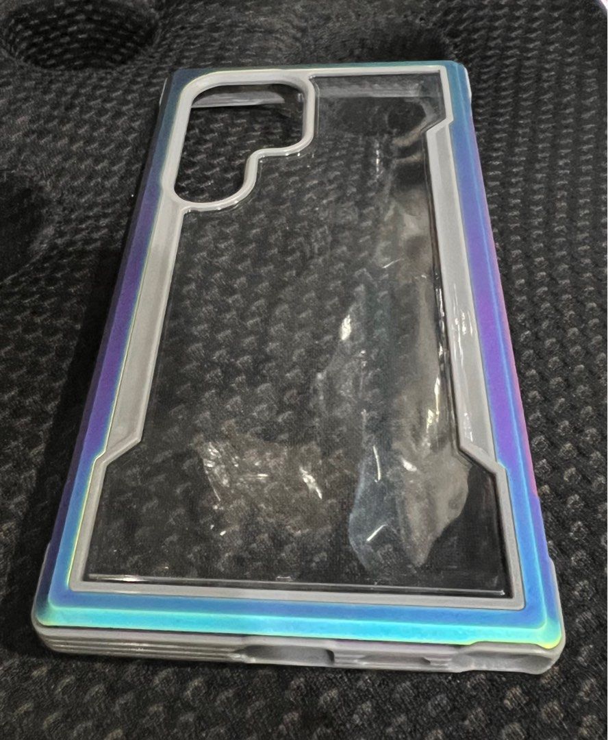 由 aerospace._. (刊登 ID 1381973829，圖片 1) 提交，位於 台中市 (Taichung) 的 Samsung S24+防摔手機殼 三星 (類別：手機套及手機殻)，說明：二手。