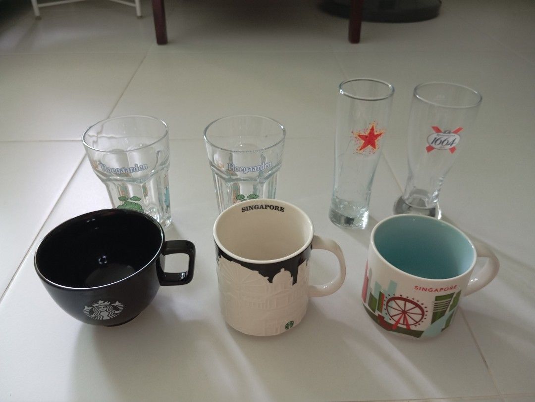 Starbuck mugs