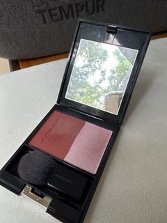 （分類：）位於 。 由 abathingdog 提交（商品編號 1381976656，圖片 1）。簡介： 。