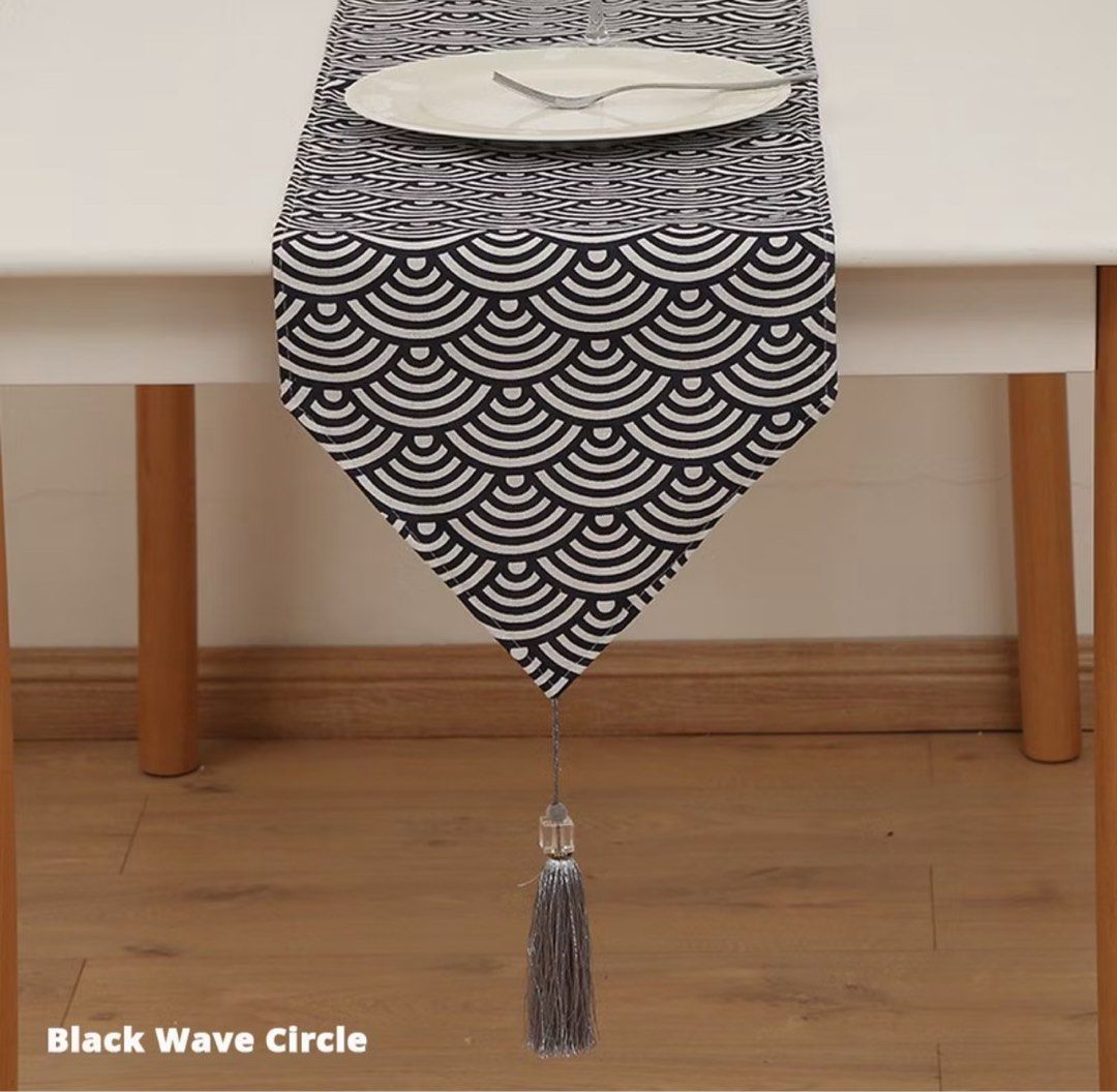 Table Runner with Tassel65074409684097110
