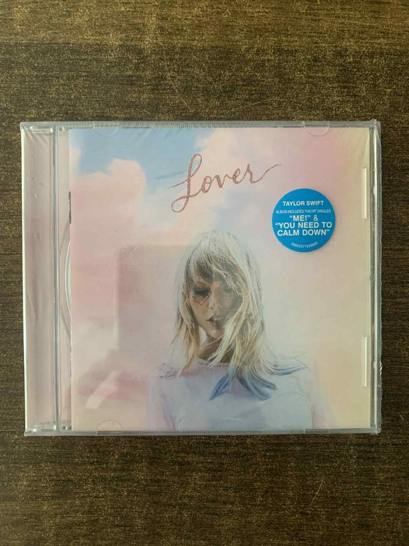 Taylor Swift - Lover CD Album (Category: CDs & DVDs) located in Iligan City. Submitted by peetabuns (Listing ID 1381920016, Image 1). Description: Unused NO damages/ NO scratches Premium copy With freebies.