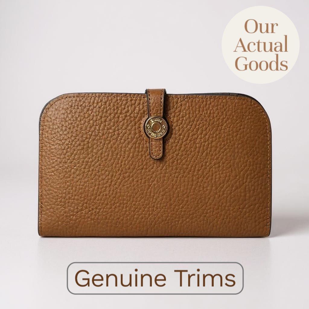 TFS Dogon Wallet Genuine Trims (Category: Clutches) located in Taguig. Submitted by thefabsourceph (Listing ID 1381922911, Image 1). Description: COD via Orange App.