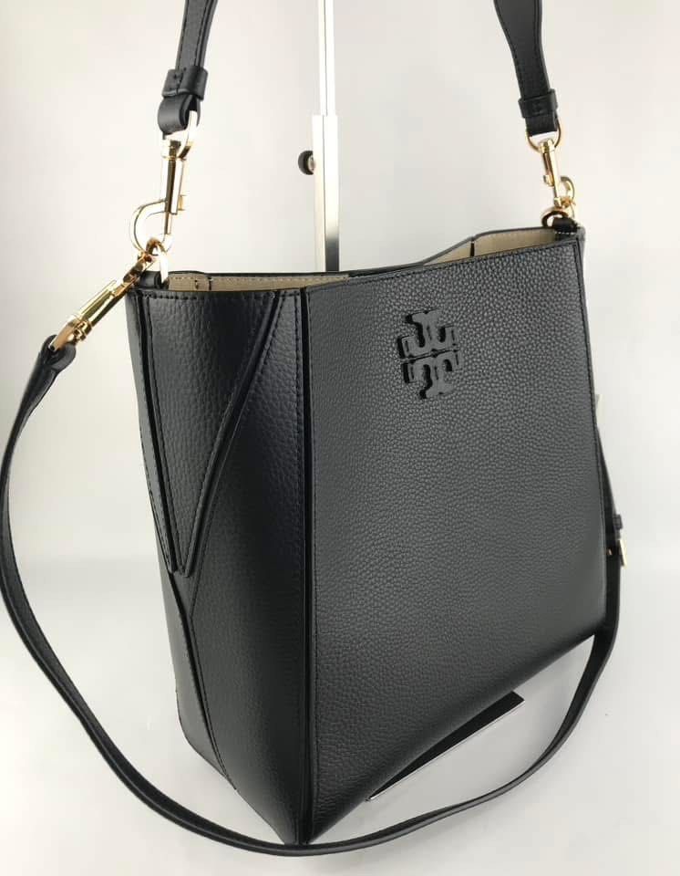 Tory Large Leather Bucket Bag (Category: Luxury Bags & Wallets) located in Manila. Submitted by msddirectfactoryoutlet (Listing ID 1382078218, Image 3). Description: Size Large Leather Bucket 19x18x11cm.