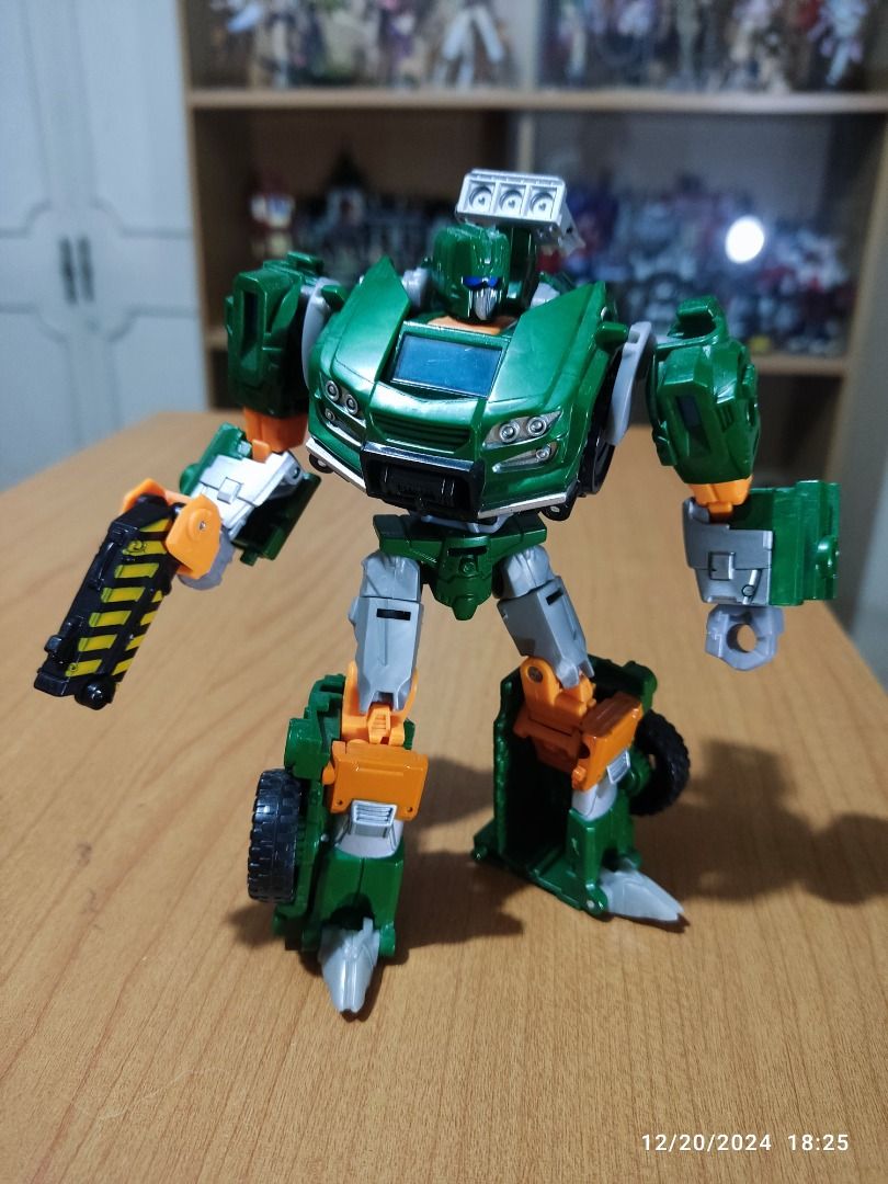 Transformers HOIST (Hasbro, 2013) (Category: Action & Battle Toys) located in Paranaque City. Submitted by coolcollectorstuff (Listing ID 1382032252, Image 1). Description: Transformers Hoist (Deluxe Class) by Hasbro - Loose but in excellent condition - Complete accessories: gun/crane - Originally released in 2013.