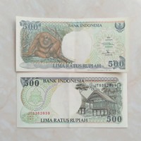 (Kategori: ) berada di . Dikirim oleh antiquepreloved (ID iklan 1381897420, Gambar 1). Deskripsi: .