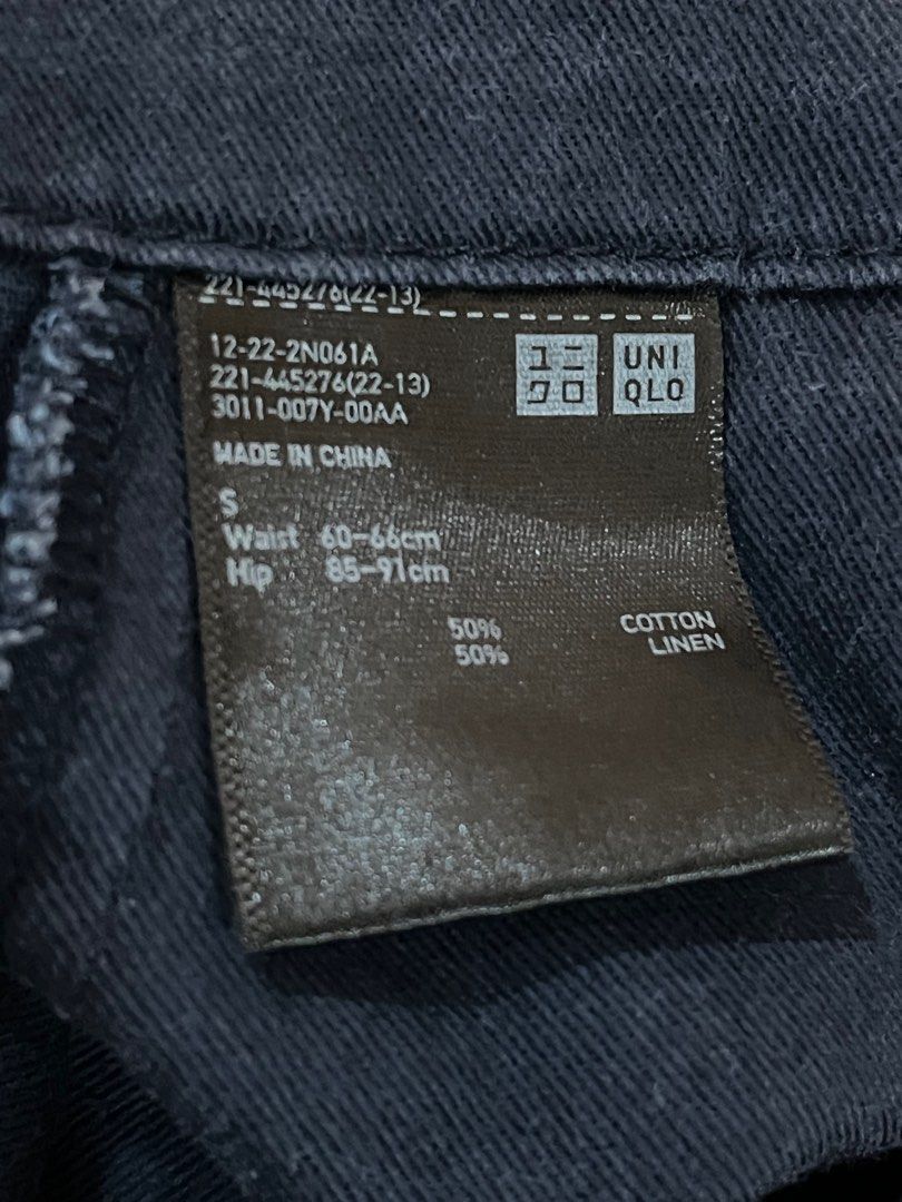Uniqlo Linen Stretchable Pants (Category: Jeans) located in Quezon City. Submitted by TheGoodFind (Listing ID 1381977067, Image 3). Description: Price is up for negotiation .
