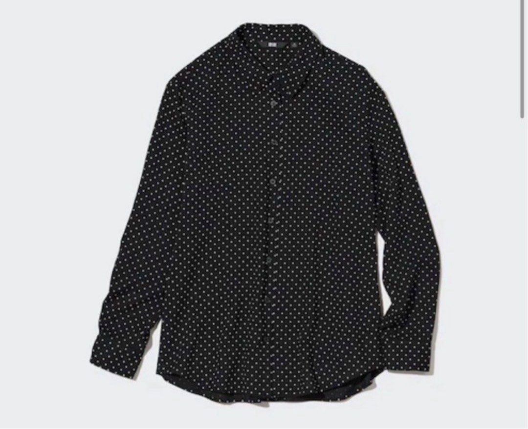 Uniqlo Polka Dot Longsleeve Blouse (Category: Longsleeves) located in Mandaluyong City. Submitted by minasitems (Listing ID 1381895842, Image 1). Description: Tag is size medium, authentic, and barely used! Mop: gcash Mod: lalamove/grab, ggx, j&t Loc: Mandaluyong City.