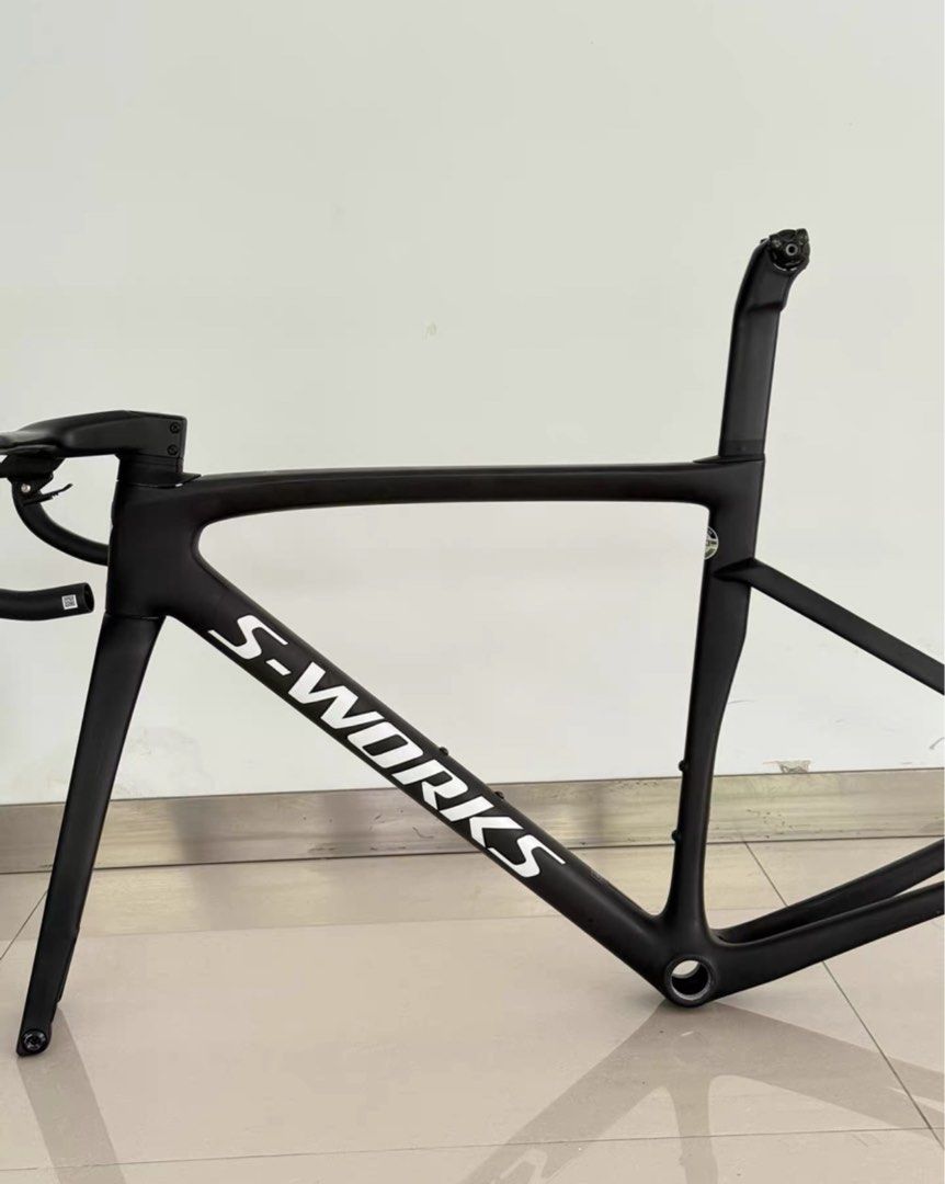 Used S-Works Tarmac SL7 Carbon Road Bike Frameset Size 52 | Shimano & SRAM Groupsets bundle available for Full Build (Category: Bicycles) located in Singapore. Submitted by echocycling (Listing ID 1382074557, Image 2). Description: 🚴 Description: Specialized S-Works Tarmac SL7 Carbon Road Bike Frameset – Size 52 (Used) • Well-maintained, registered in 2022 • Raw carbon finish with clean white logo decals (original copper-gold color) • Includes 2