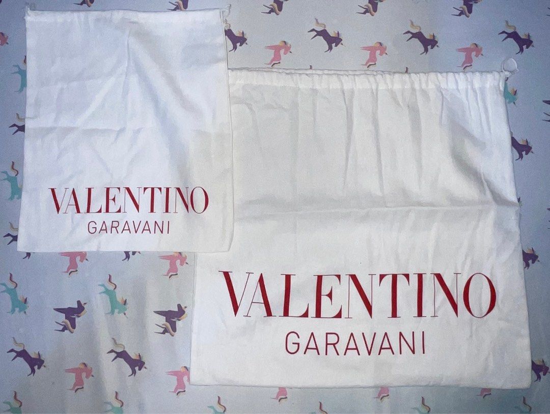 Valentino Garavani Dust bag (Category: Luxury Bags & Wallets) located in Iloilo. Submitted by renza. (Listing ID 1381918833, Image 1). Description: Bag size and shoe size..