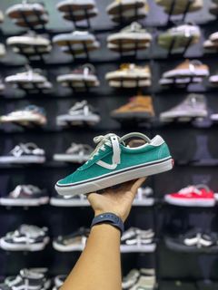 (Kategori: ) berada di . Dikirim oleh secondaryshoe (ID iklan 1382035896, Gambar 1). Deskripsi: .