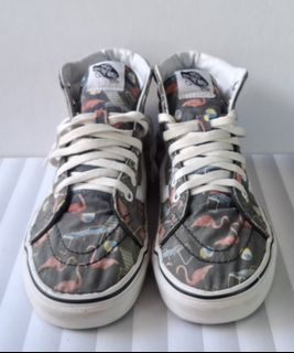 (Kategori: ) berada di . Dikirim oleh sneakerskita. (ID iklan 1382017244, Gambar 1). Deskripsi: .
