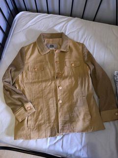 (Category: ) located in . Submitted by shop_aholic (Listing ID 1382039291, Image 1). Description: .